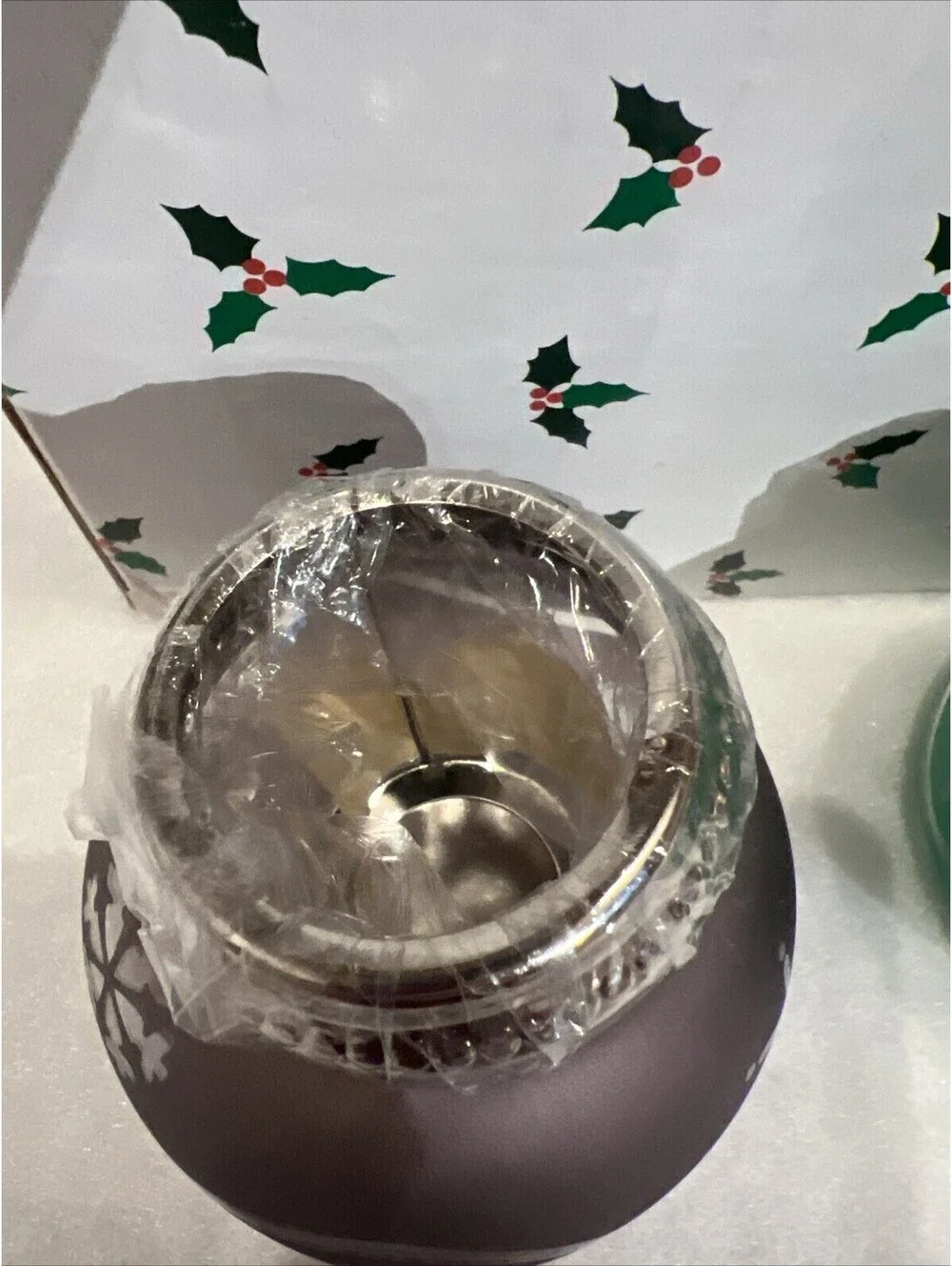 3 Holiday Glass Bulb Tea Light Candle Holders Snowflake Design NIB Box Has Wear
